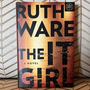 Novel by Ruth Ware, The It Girl